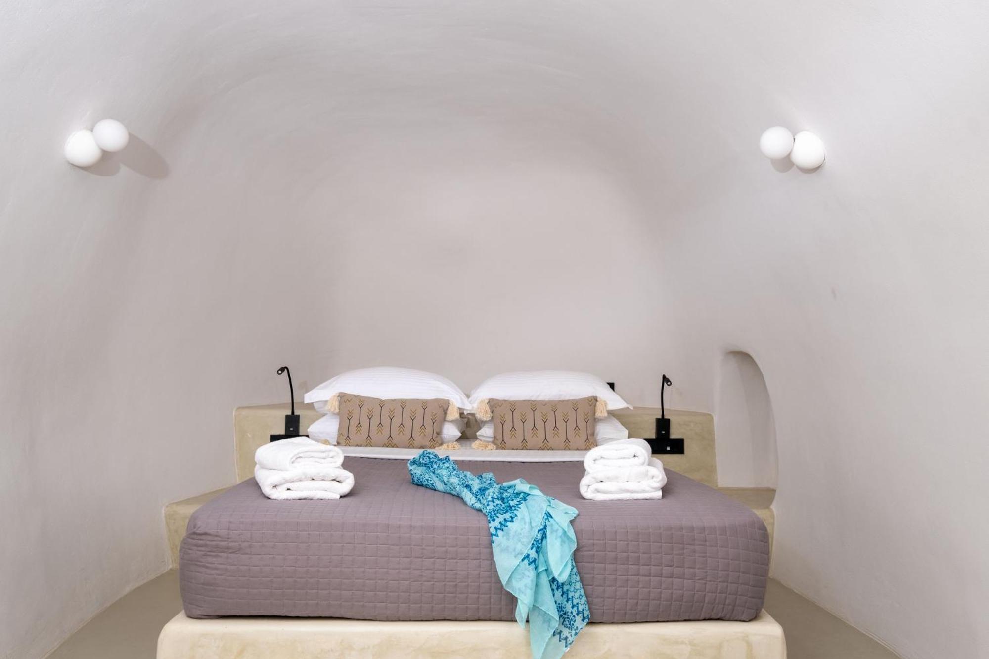Santoroia Luxury Suites By Caldera Houses Zewnętrze zdjęcie